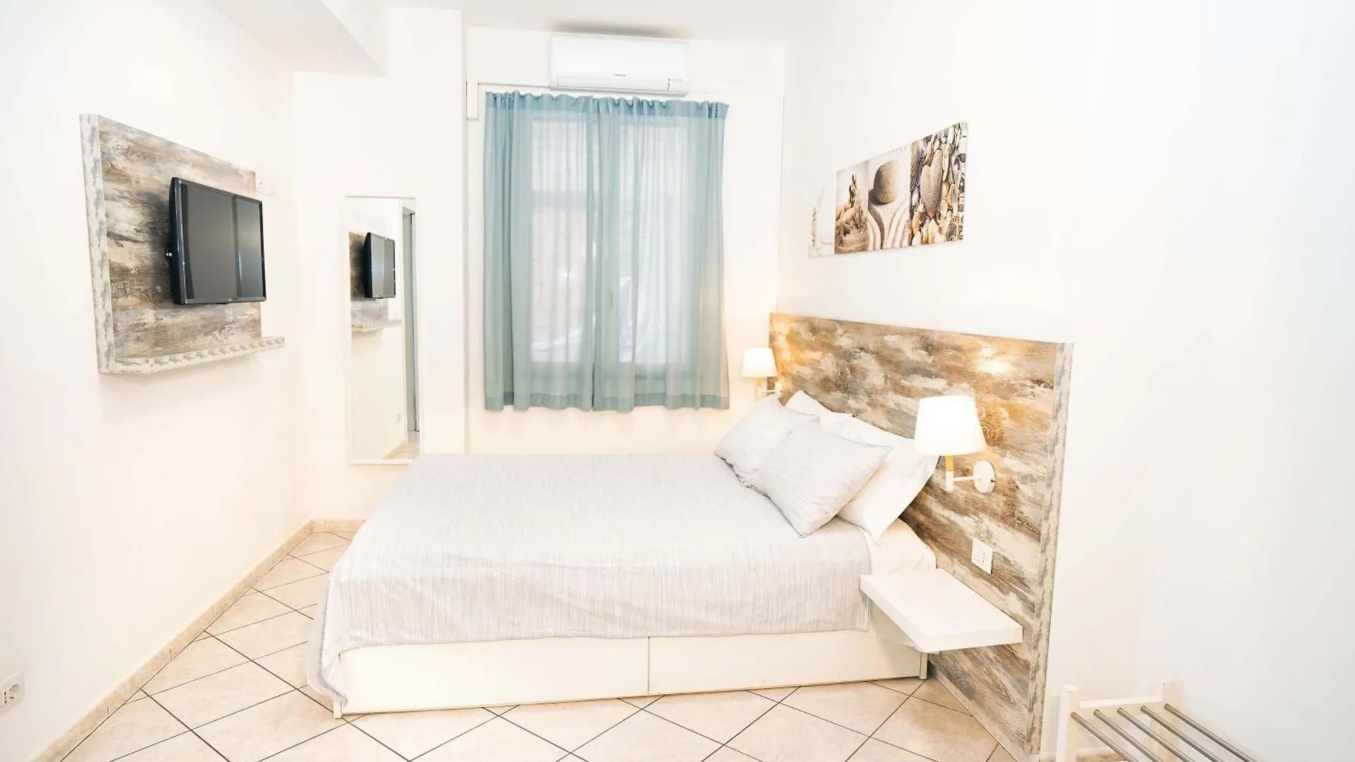 Taormina Beach House Mazzeo 0*,  Italy