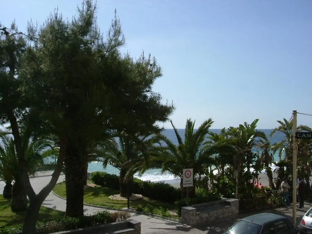 Taormina Beach House Mazzeo